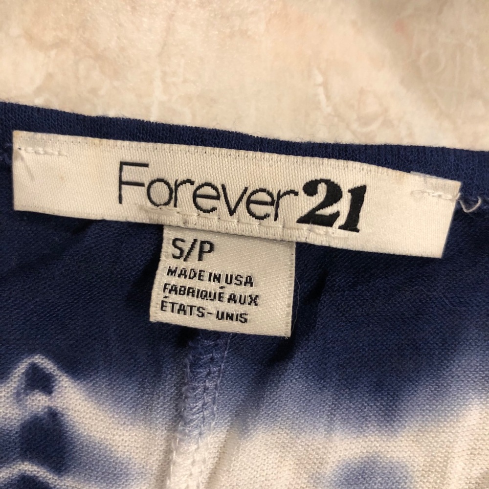 Forever 21 Top - Picture 5 of 5